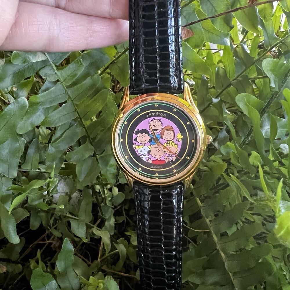 VTG Armitron Peanuts Characters watch GoldTone Black Leather Strap Needs Battery - Picture 9 of 16